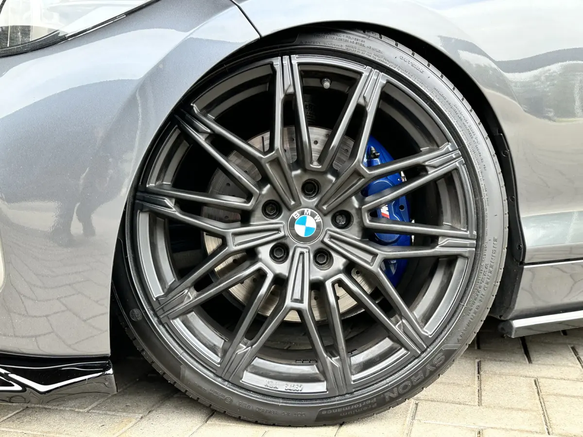 125i AUT | M-SPORT | HR | Leer | Navi PRO | LED |