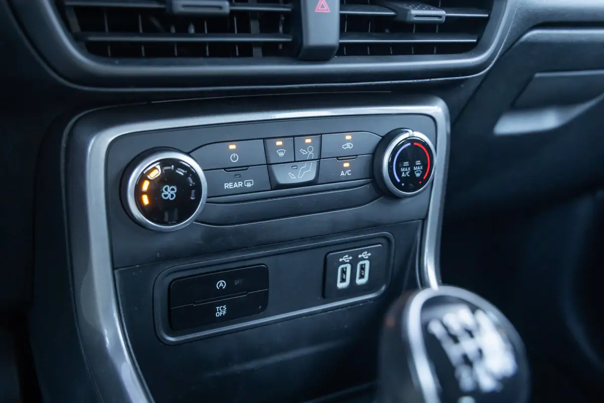 1.0 EcoBoost Trend Ultimate | Cruise Control | Parkeersensoren achter | Apple Carplay/Android Auto | Airco | Apple Carplay/Android Auto|telefoonintegratie premium | Cruise control