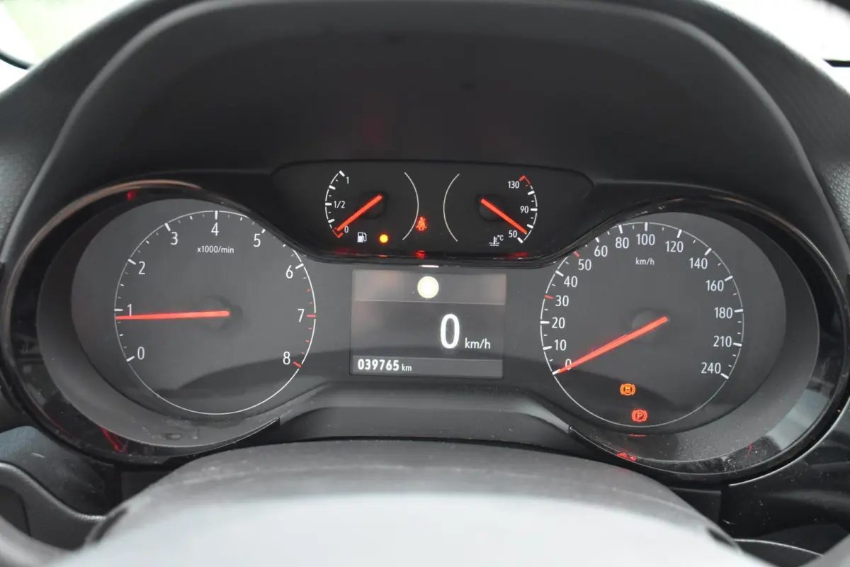 1.2 Edition | Navigatie | Carplay | Airco |