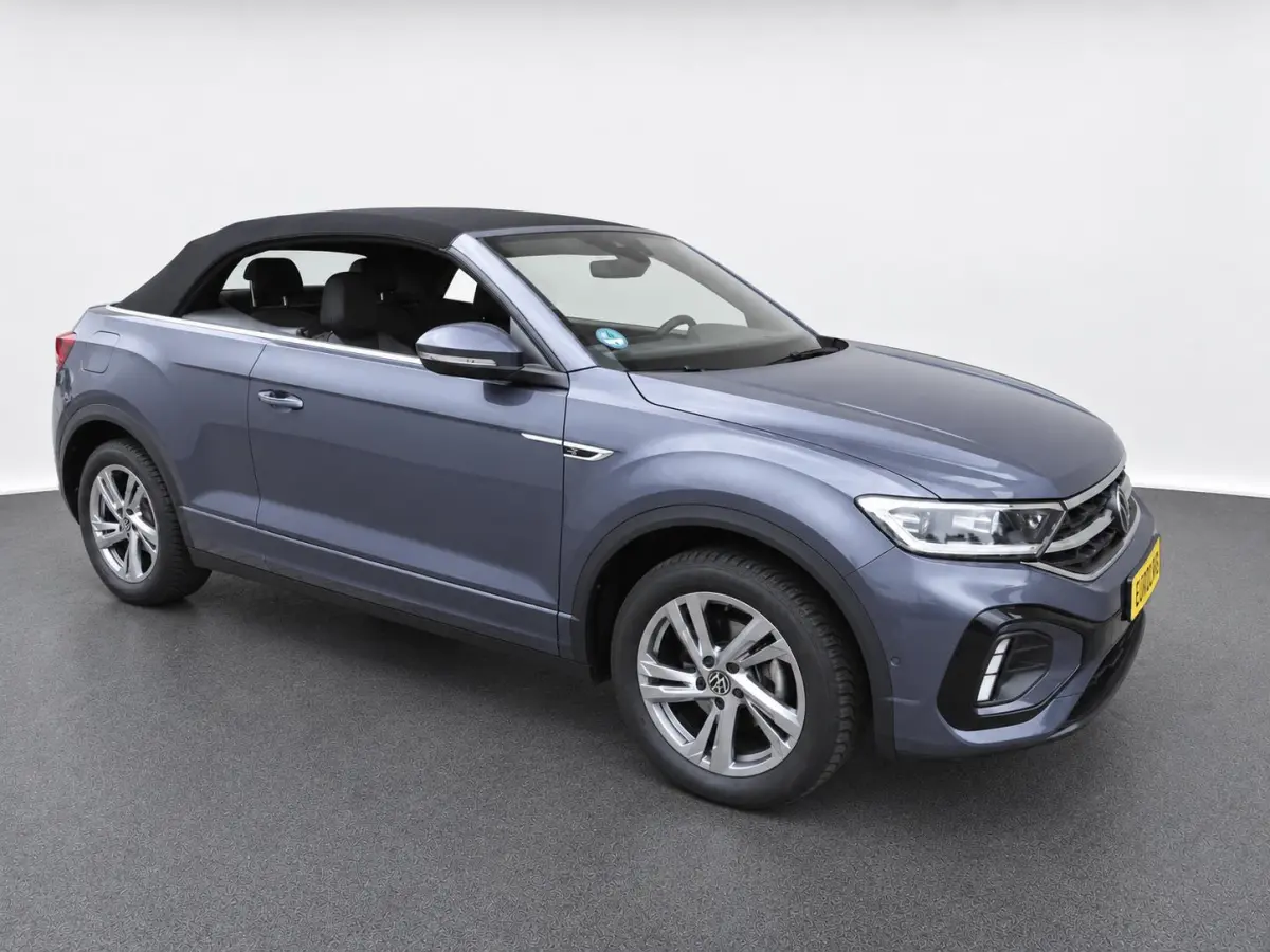 1.5 TSI 150pk DSG R-Line Navigatie Apple Carplay / Android Auto Parkeersensoren Camera Adaptive Cruise Control Stoelverwarming Climate Control