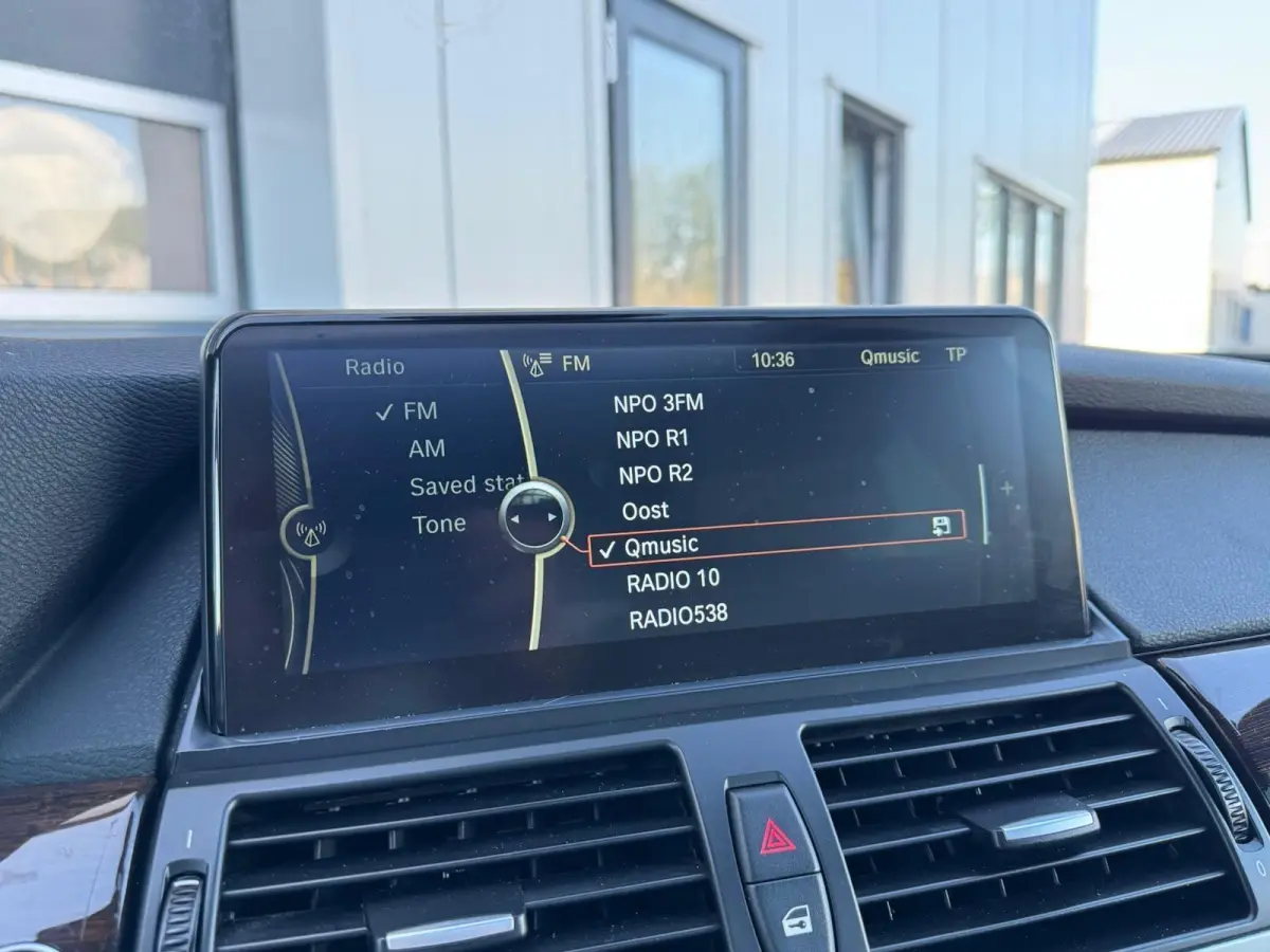 xDrive50i High Executive | Panorama | Leder | Xenon | Camera | Adaptive Cruise | Trekhaak Afneembaar | Climate | Navigatie