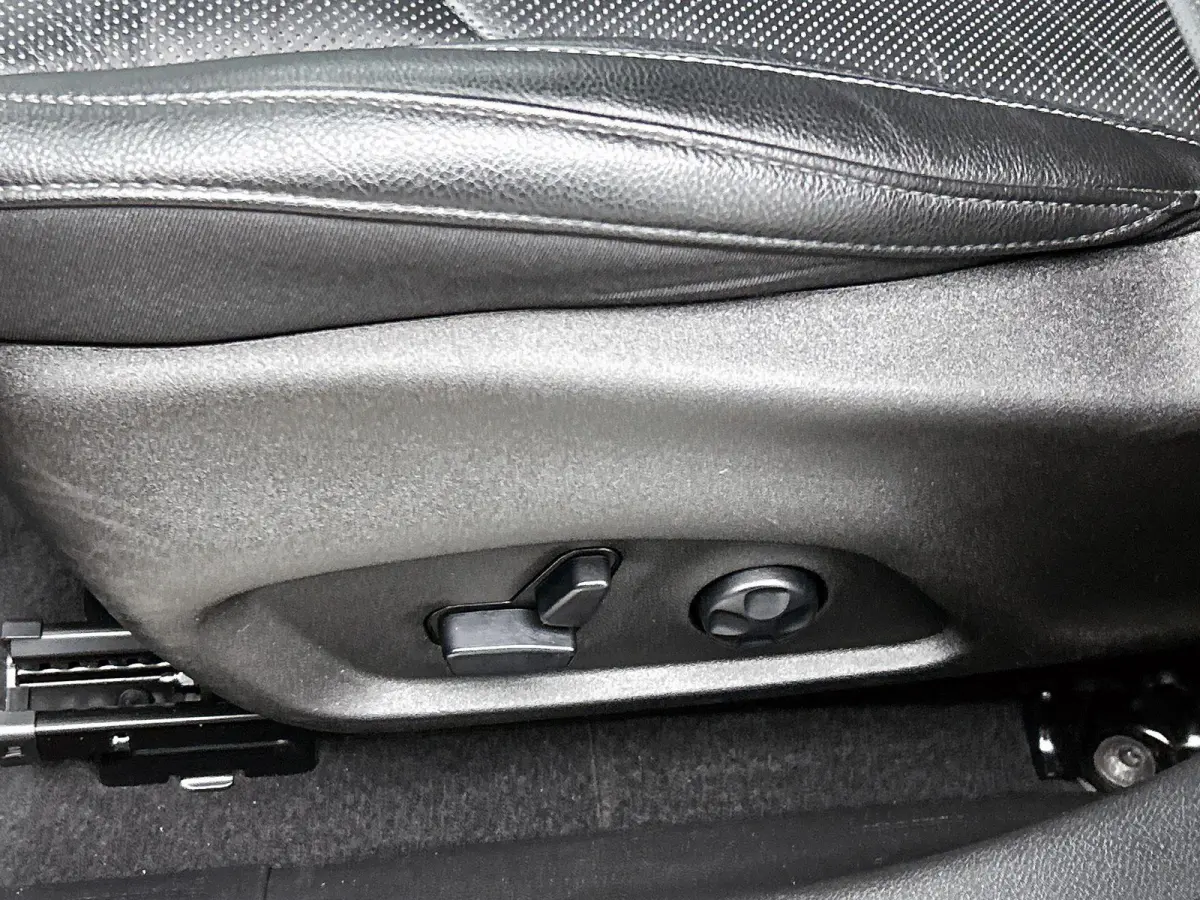 4xe 240 Plug-in Hybrid S | Camera |  Leder | Trekhaak | Memory stoelen