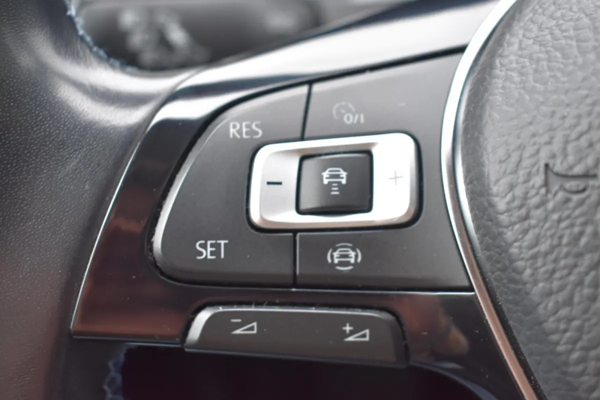 | Warmtepomp | Camera | Adaptive Cruise Control |