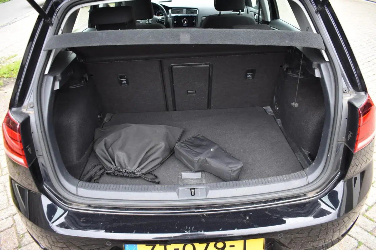 | Warmtepomp | Camera | Adaptive Cruise Control |