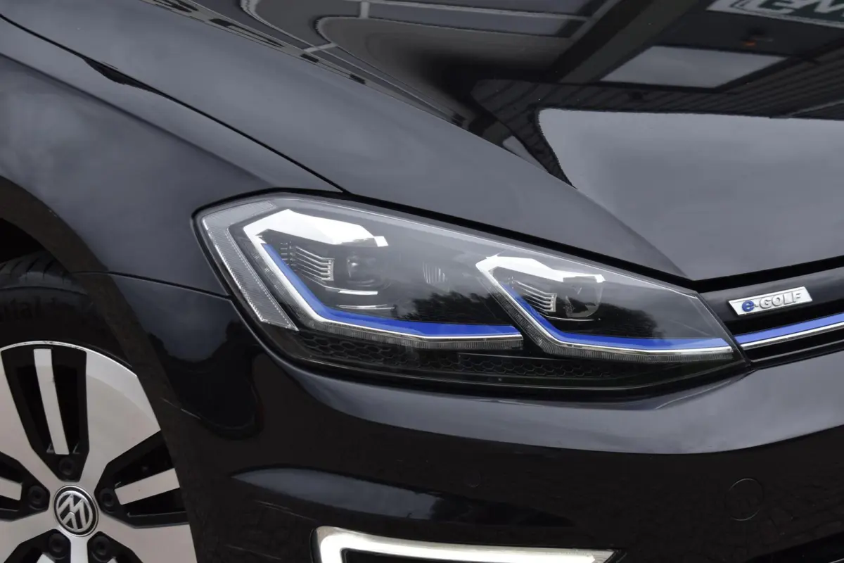 | Warmtepomp | Camera | Adaptive Cruise Control |
