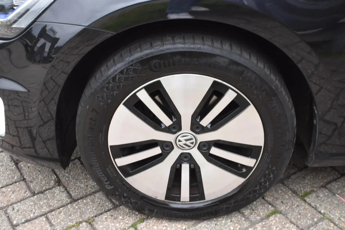36 kWh | Warmtepomp | Camera | Adaptive Cruise Control |
