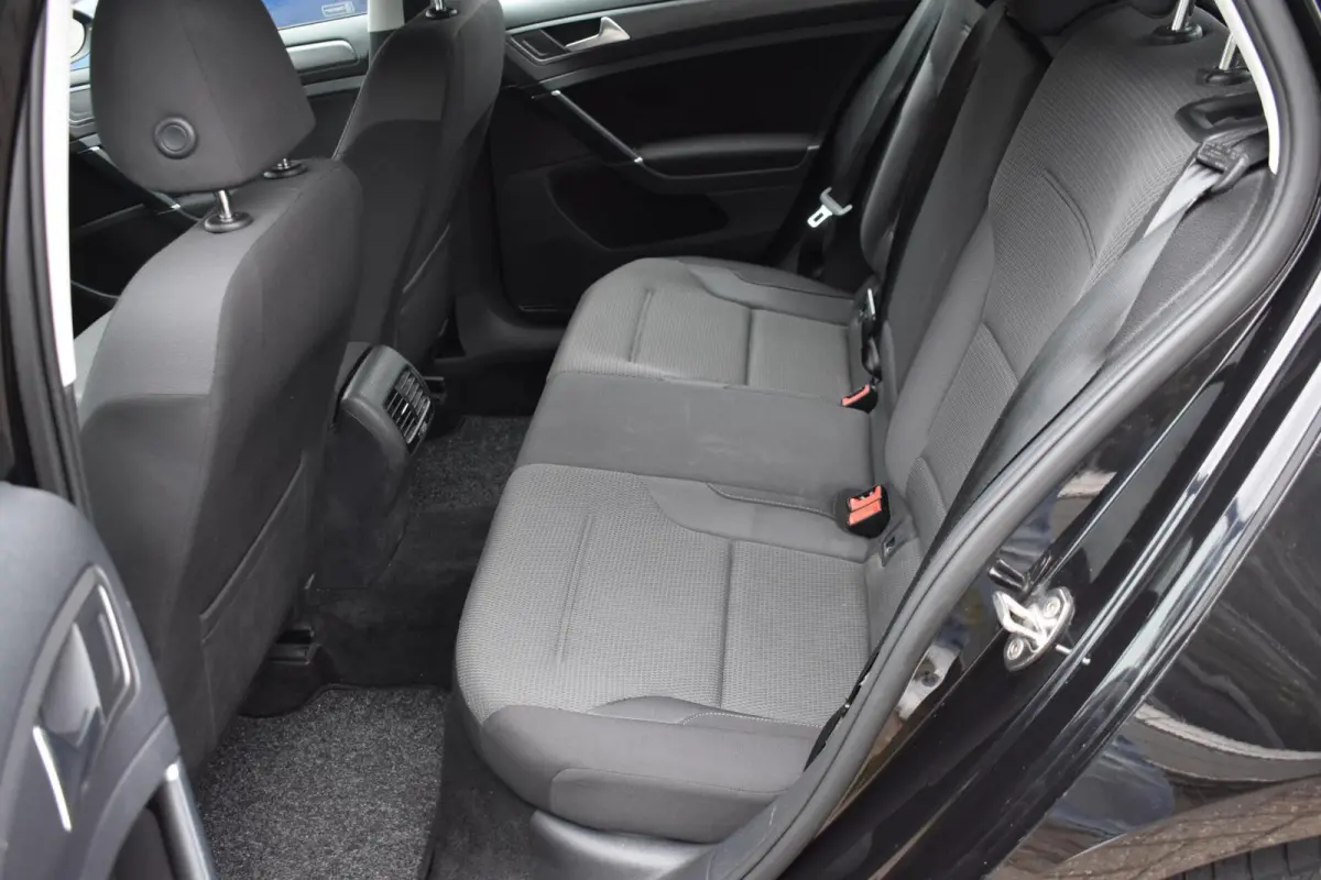 | Warmtepomp | Camera | Adaptive Cruise Control |