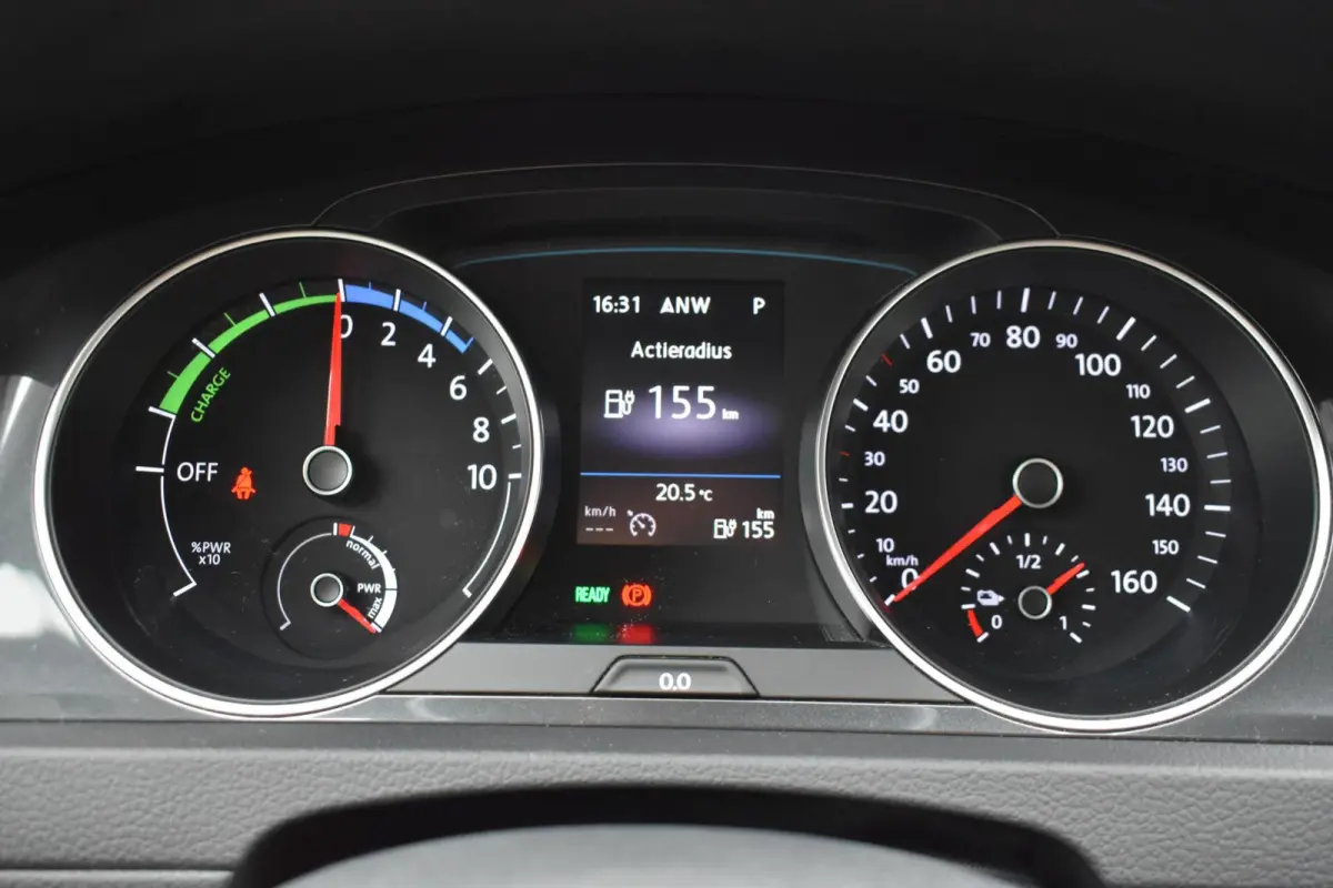 | Warmtepomp | Camera | Adaptive Cruise Control |