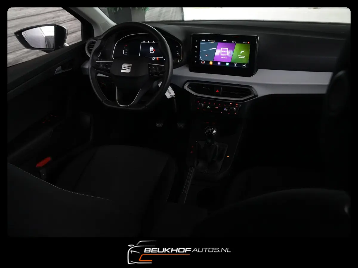 1.0 EcoTSI Style Business Intense Carplay Navi