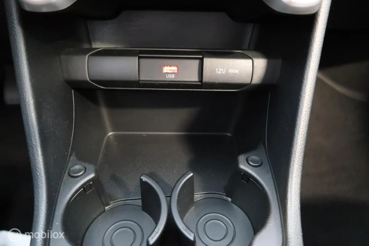 1.0 DPi DynamicLine Carplay Airco Cruise Con.