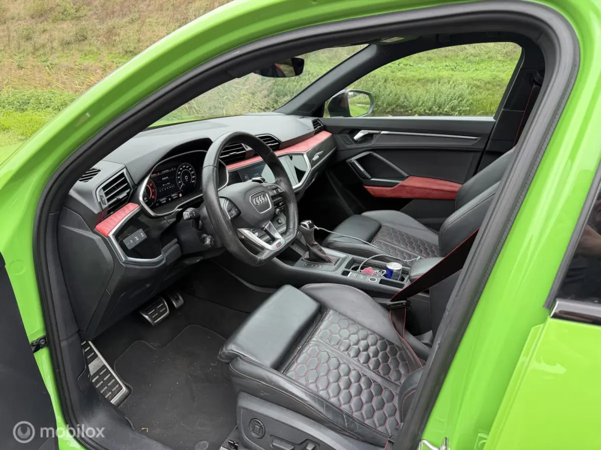 RS Q3 2.5 TFSI pano Kyalami Green