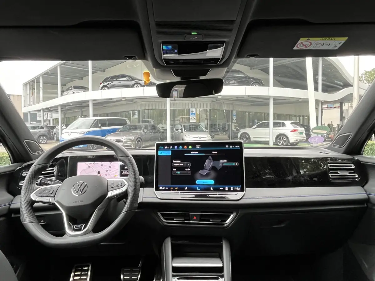 1.5 eTSI 150pk DSG R-Line (Trekhaak,Camera,IQ,Harman)