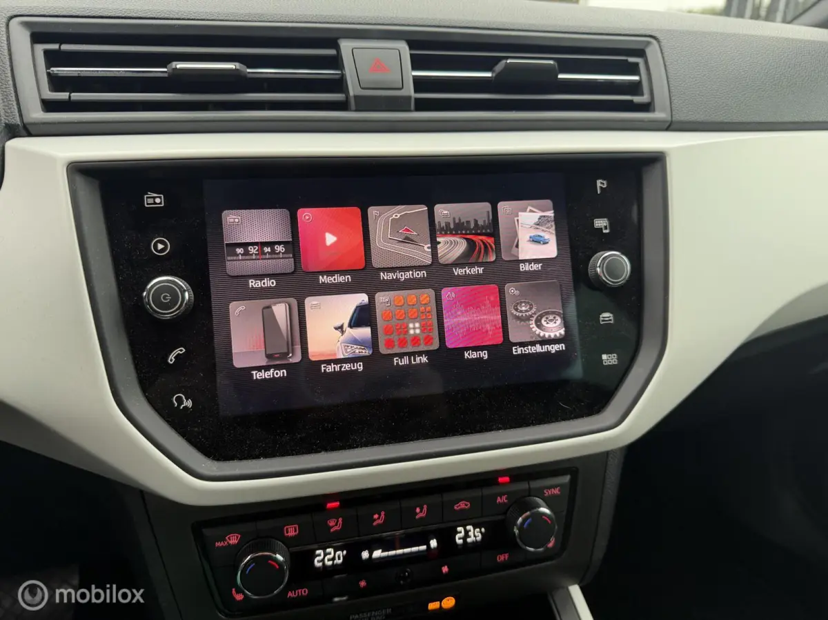 1.0 TSI Xcellence Business Intense automaat camera