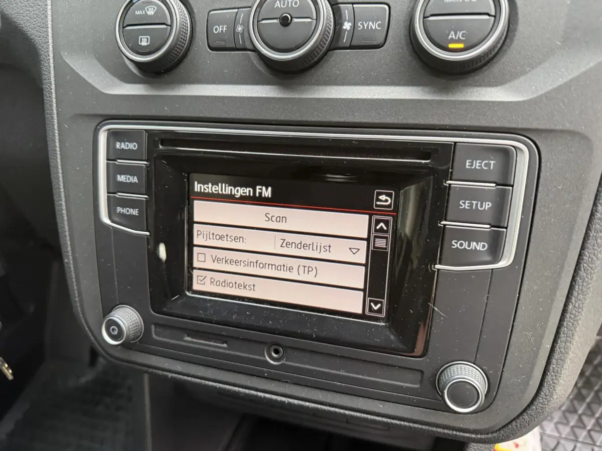 Maxi 1.4 TSI Rolstoel 5+1 met bodemverlaging