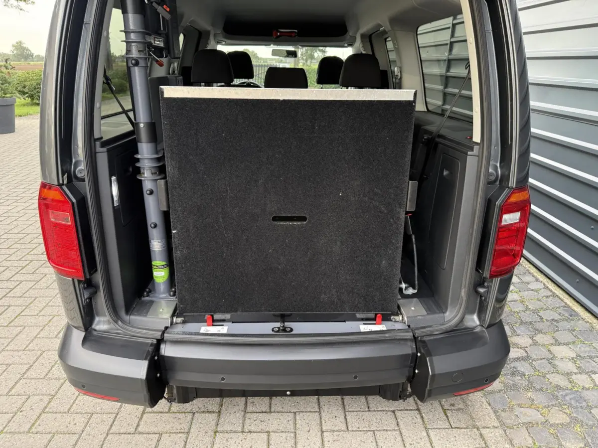 Maxi 1.4 TSI Rolstoel 5+1 met bodemverlaging