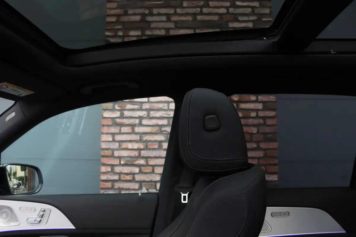 400 e 4MATIC AMG Line Premium+ | Facelift | Luchtvering | Distronic+ | Burmester | Memory | Trekhaak | Surround Camera | Panoramadak | HUD | Nappa Leder | Verwarmd Stuurwiel |