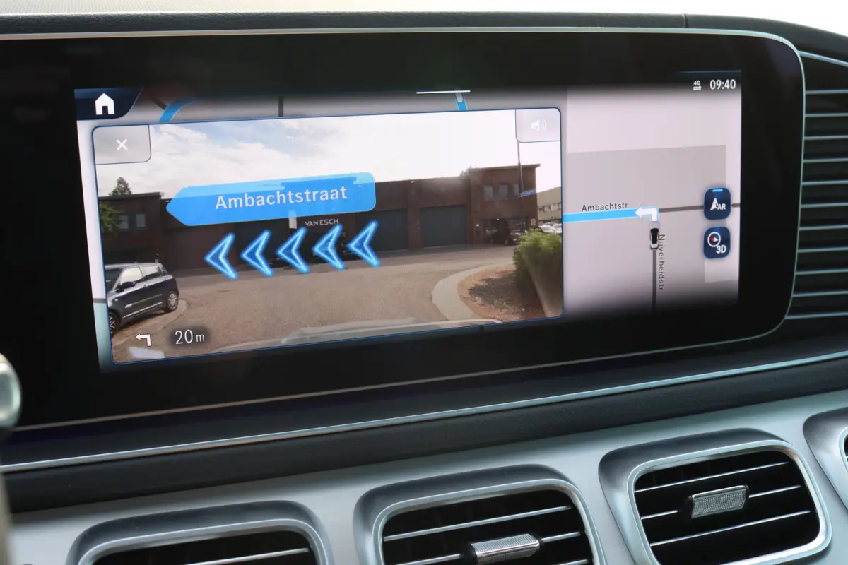 400 e 4MATIC AMG Line Premium+ | Facelift | Luchtvering | Distronic+ | Burmester | Memory | Trekhaak | Surround Camera | Panoramadak | HUD | Nappa Leder | Verwarmd Stuurwiel |