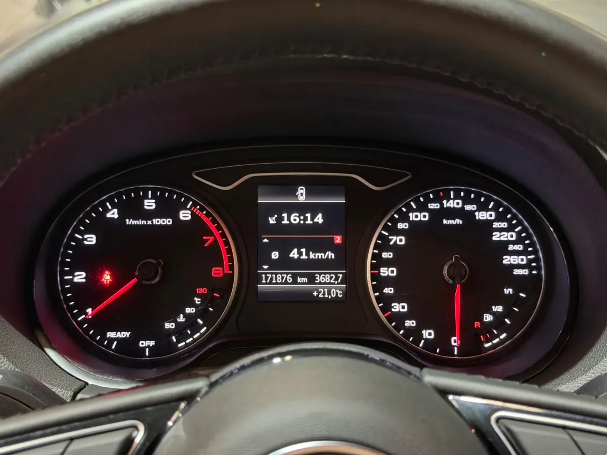 1.0 TFSI Sport Lease Edition 116-PK/2E-EIG!/NAVI/CRUISE/LED/PDC/DYNAMIC/NAP/APK