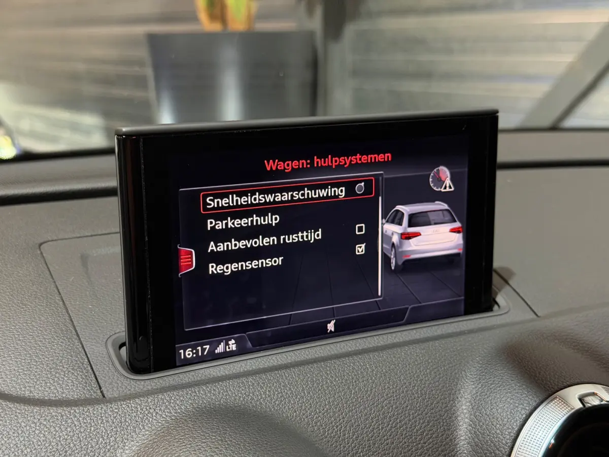 1.0 TFSI Sport Lease Edition 116-PK/2E-EIG!/NAVI/CRUISE/LED/PDC/DYNAMIC/NAP/APK