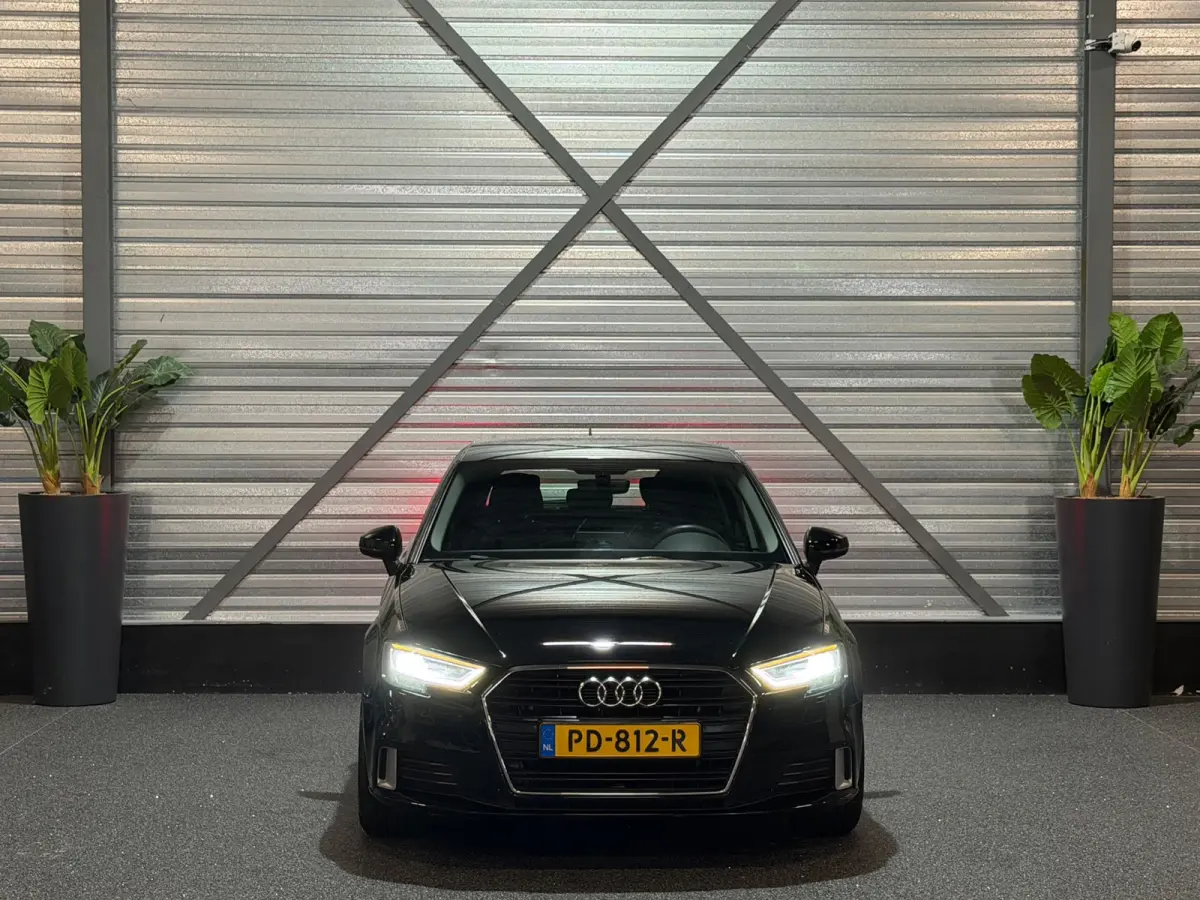 1.0 TFSI Sport Lease Edition 116-PK/2E-EIG!/NAVI/CRUISE/LED/PDC/DYNAMIC/NAP/APK