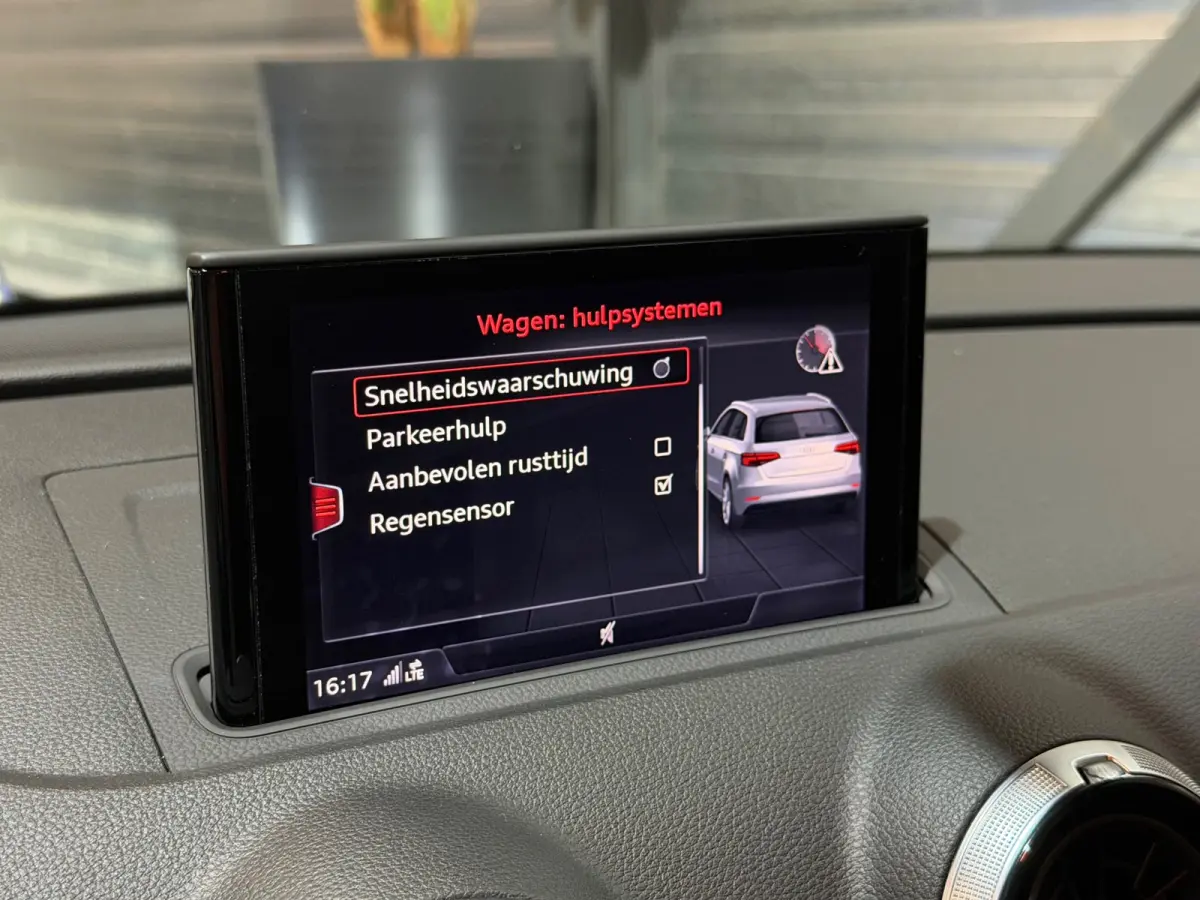 1.0 TFSI Sport Lease Edition 116-PK/2E-EIG!/NAVI/CRUISE/LED/PDC/DYNAMIC/NAP/APK