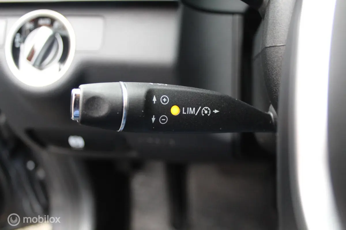 220d Diesel *BlueTEC* *EURO 6* Sedan Limousine *FACELIFT MODEL* *170PK* *Prestige Avantgarde* *AUTOMAAT* *9G-TRONIC* *FULL LED INTELLIGENT LIGHT SYSTEM* *CLIMATRONIC ECC (AIRCO) *ZWARTE HEME