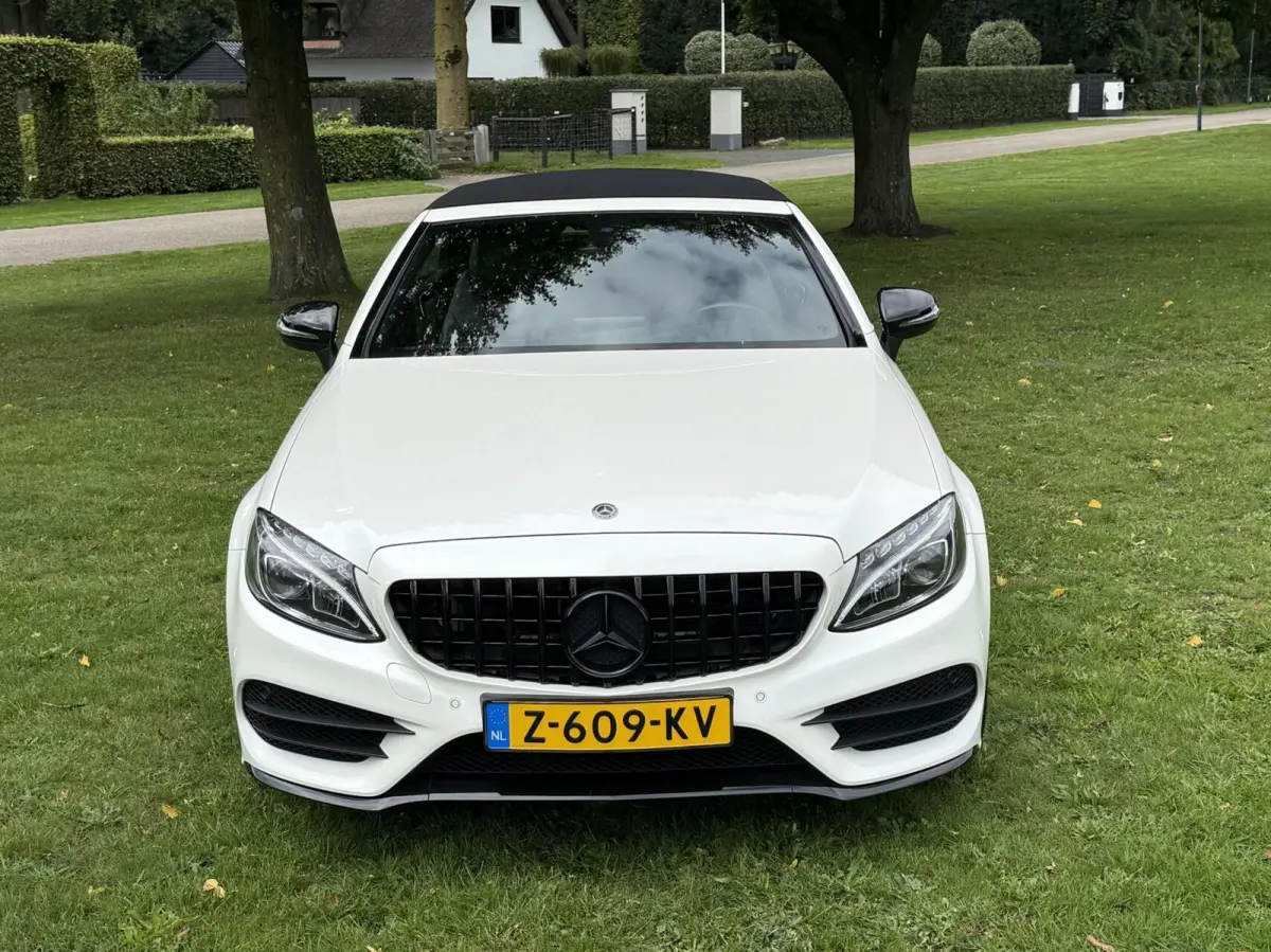 C300