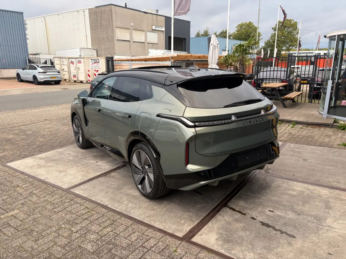 1.5 More | Nieuw | Massage | Pano | 4jr garantie | Full options