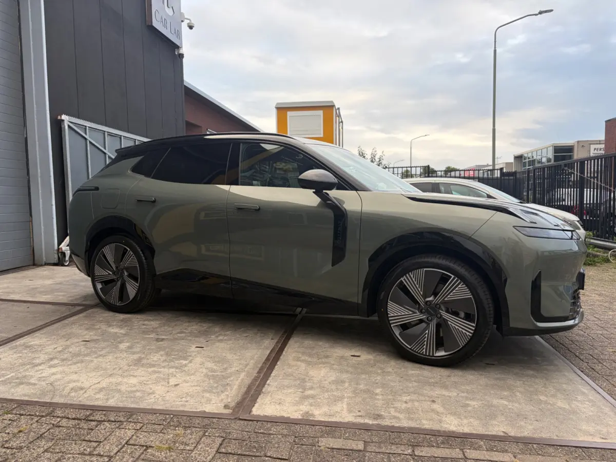 1.5 More | Nieuw | Massage | Pano | 4jr garantie | Full options