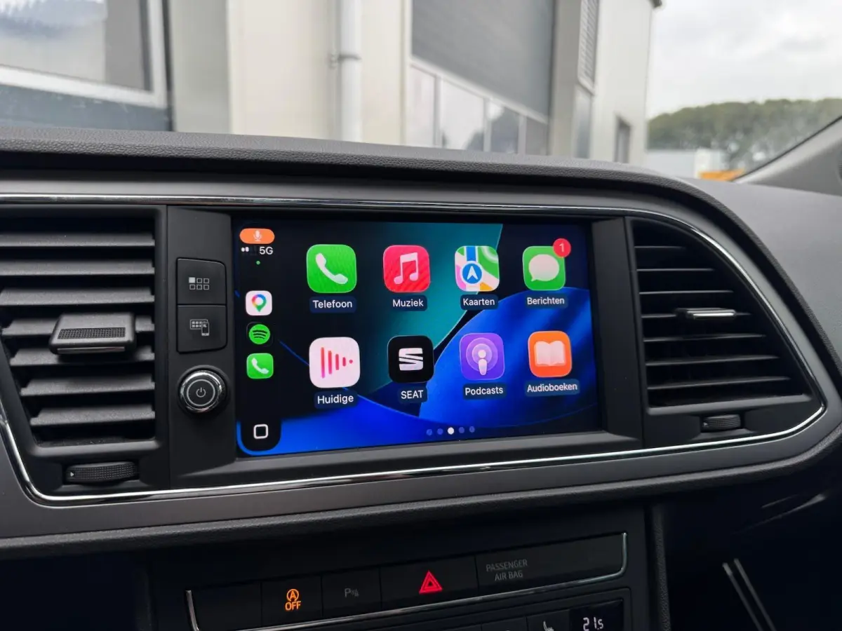 1.2 TSI Style Business Intense | Panorama | Carplay | Cruise | Climate | LED | Stoelverwarming | Sensoren