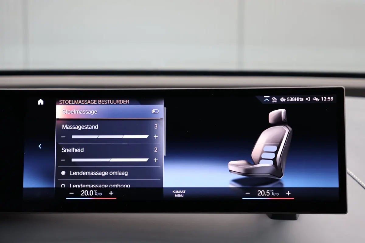 XDrive50 High Executive 112 kWh | panoramadak skylounge | laser led | stoelkoeling | elek. trekhaak | massage | keyless