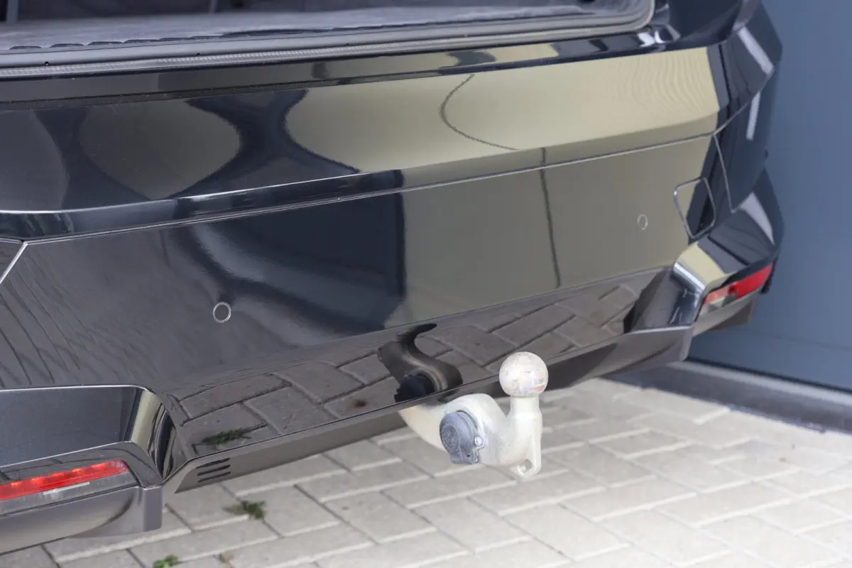 XDrive50 High Executive 112 kWh | panoramadak skylounge | laser led | stoelkoeling | elek. trekhaak | massage | keyless