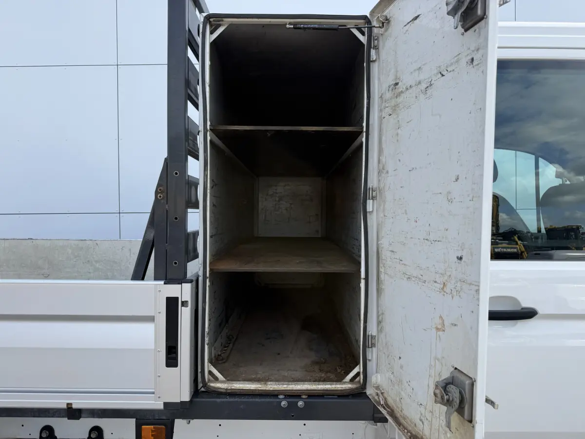 3.140 2.0 TDI Automaat Open Laadbak Kist Dubbele cabine 6-persoons Airco Trekhaak Navigatie Carplay Pritische Pickup Open Box