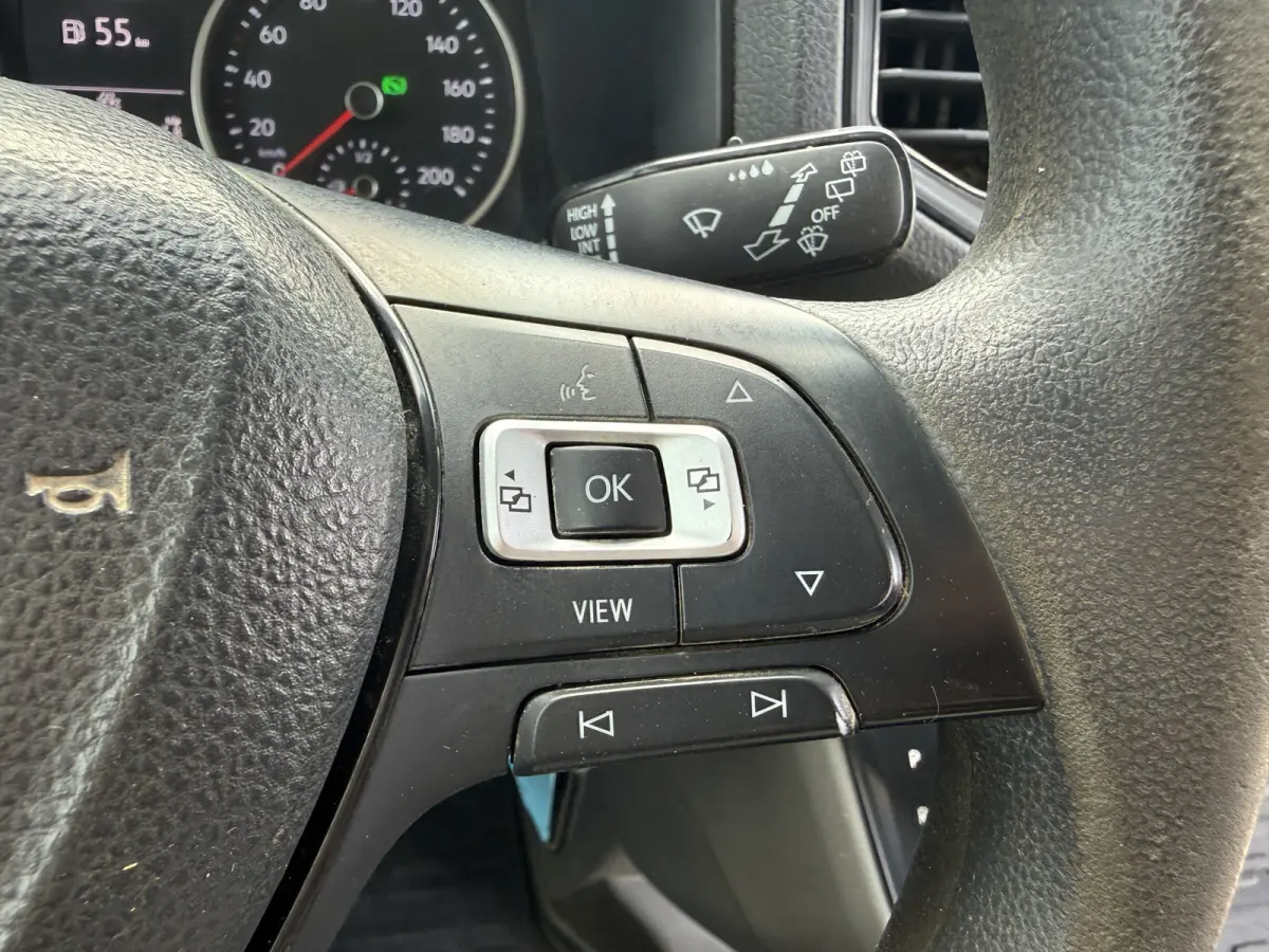3.140 2.0 TDI Automaat Open Laadbak Kist Dubbele cabine 6-persoons Airco Trekhaak Navigatie Carplay Pritische Pickup Open Box