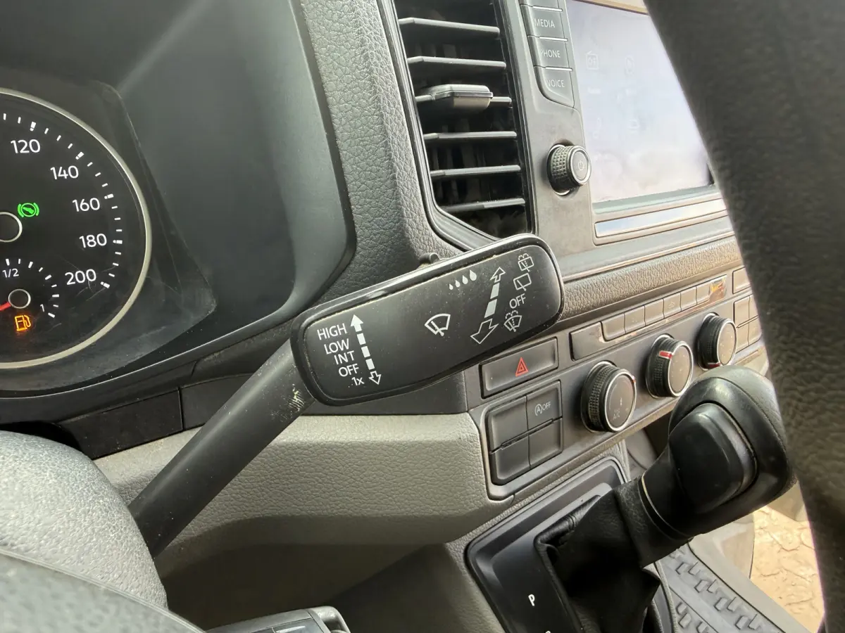 3.140 2.0 TDI Automaat Open Laadbak Kist Dubbele cabine 6-persoons Airco Trekhaak Navigatie Carplay Pritische Pickup Open Box