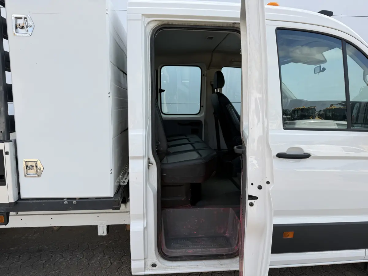 3.140 2.0 TDI Automaat Open Laadbak Kist Dubbele cabine 6-persoons Airco Trekhaak Navigatie Carplay Pritische Pickup Open Box