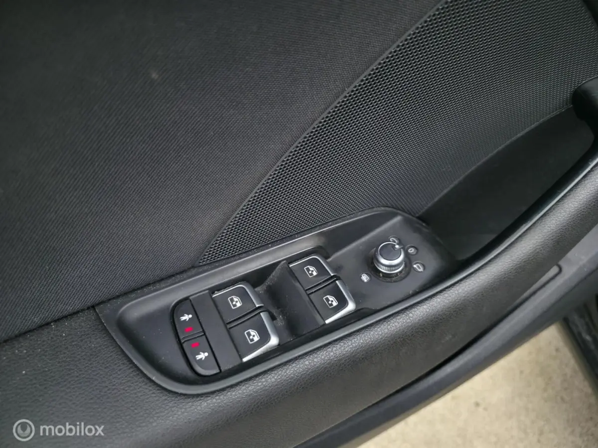 1.0 TFSI / Navi / PDC / Drive Select / LED