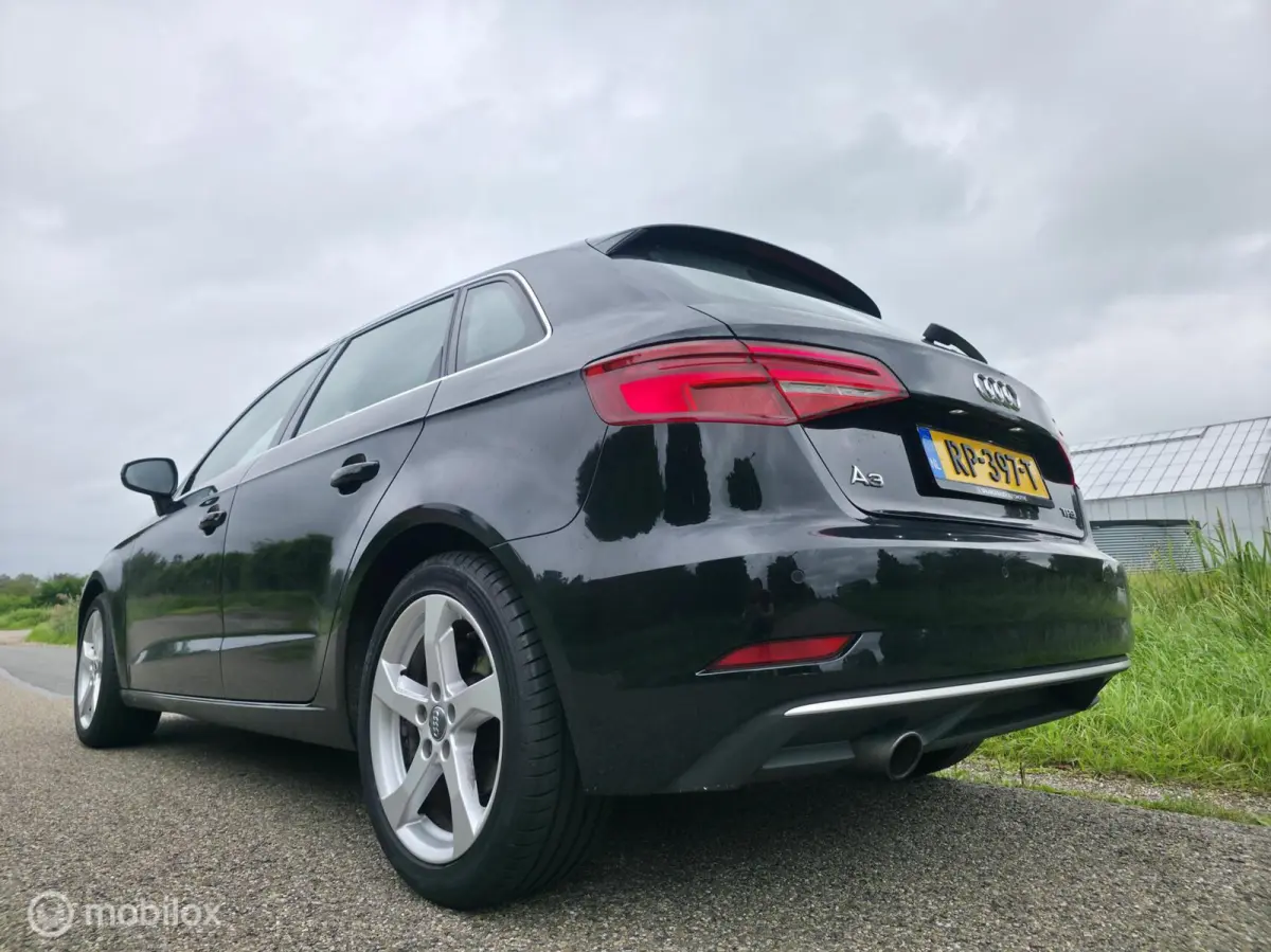 1.0 TFSI / Navi / PDC / Drive Select / LED