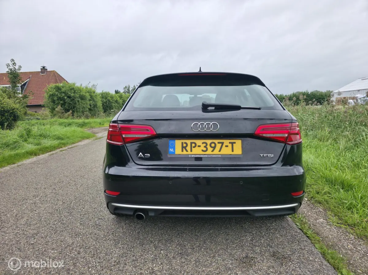 1.0 TFSI / Navi / PDC / Drive Select / LED