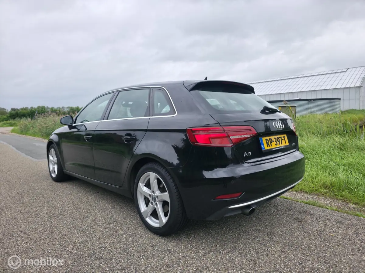 1.0 TFSI / Navi / PDC / Drive Select / LED