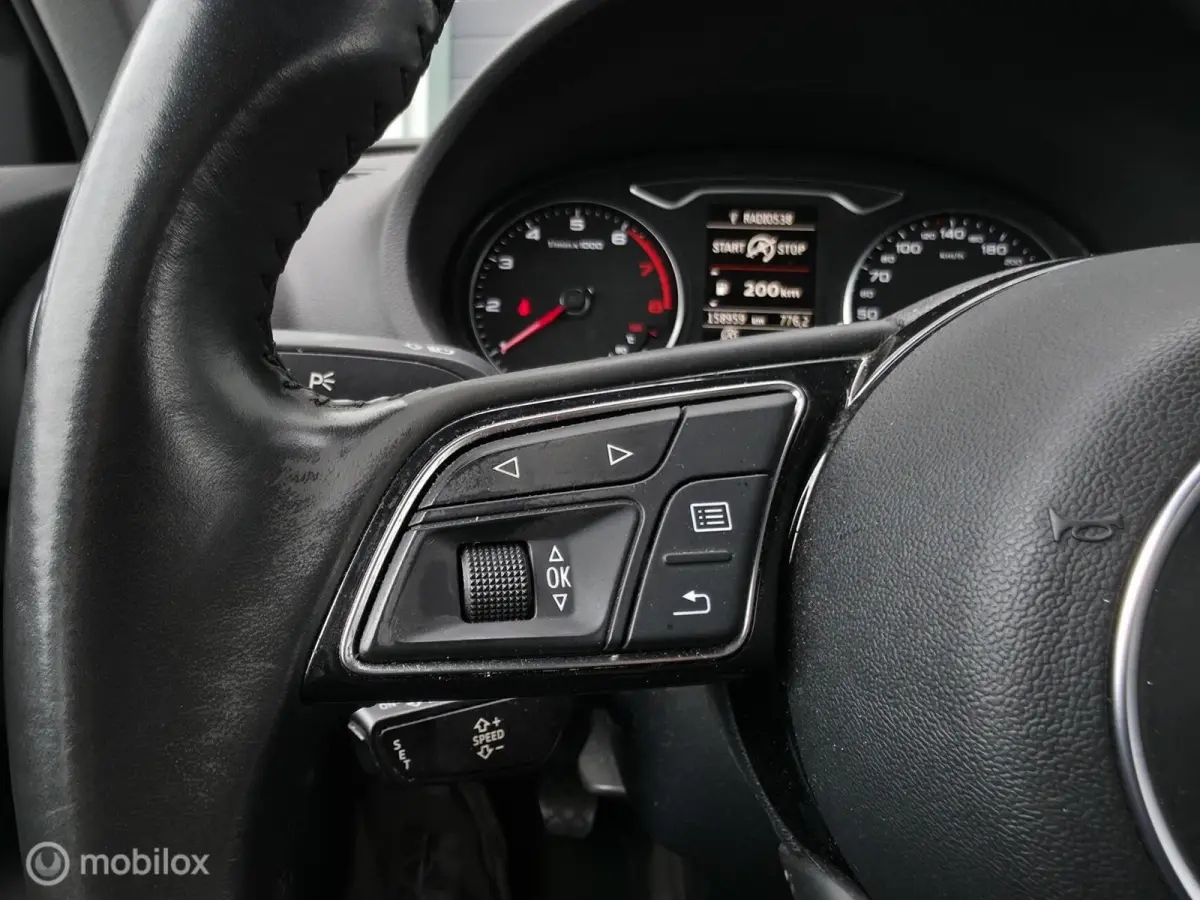 1.0 TFSI / Navi / PDC / Drive Select / LED