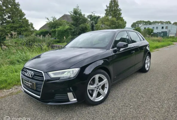 1.0 TFSI / Navi / PDC / Drive Select / LED