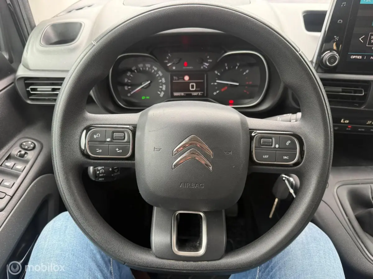 XL 1.2 PureTech Shine 7p. clima cruise 69519 km