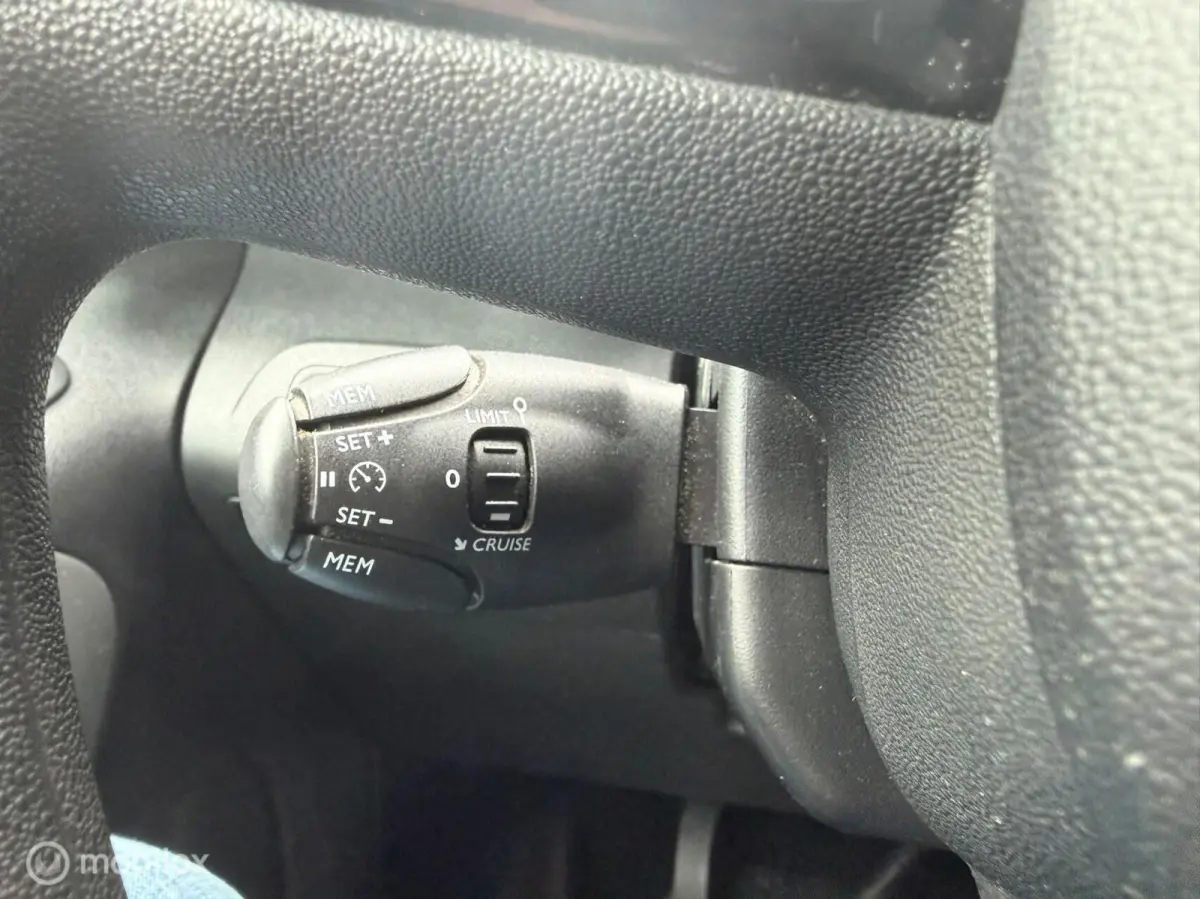 XL 1.2 PureTech Shine 7p. clima cruise 69519 km