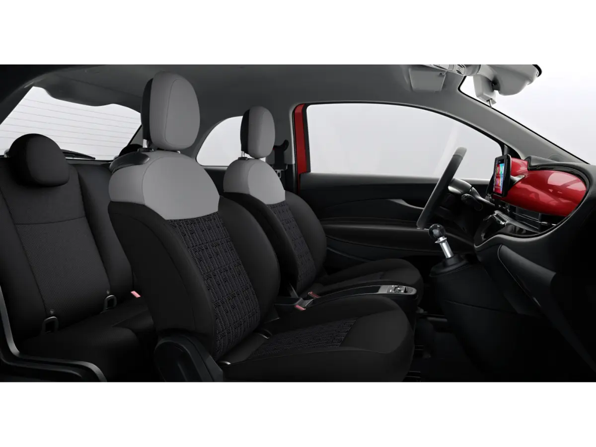 ICON | 10,25" touchscreen radio met Bluetooth, DAB & USB | Automatische airconditioning | Isofix bevestigingspunten op de achterstoelen