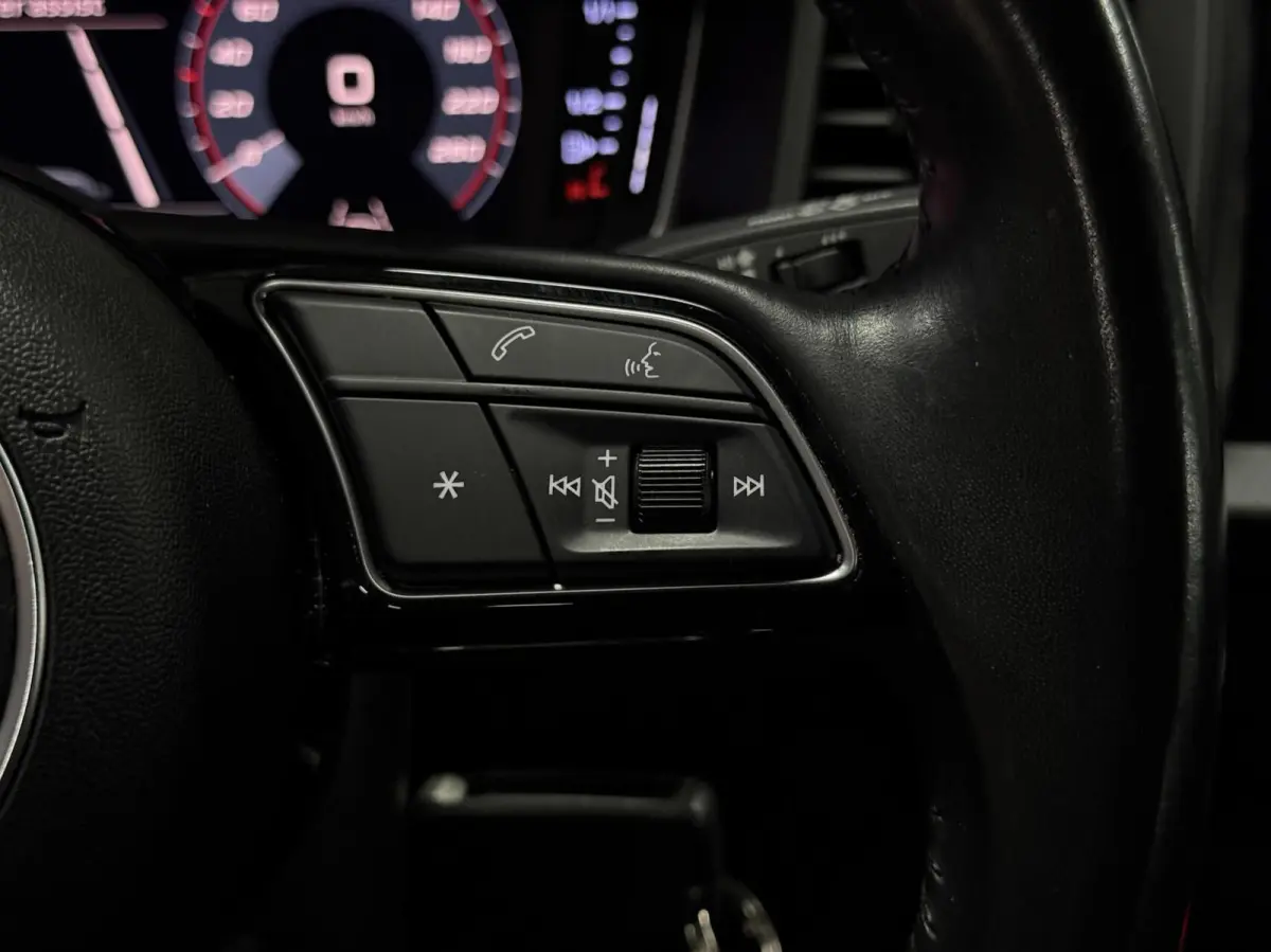 30 TFSI |NL|Automaat|CarPlay|Camera|Led|CC
