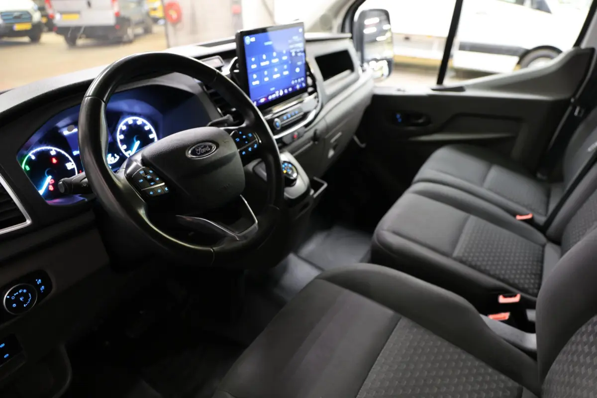 350 L4H3 Trend 68 kWh CAMERA NAVI
