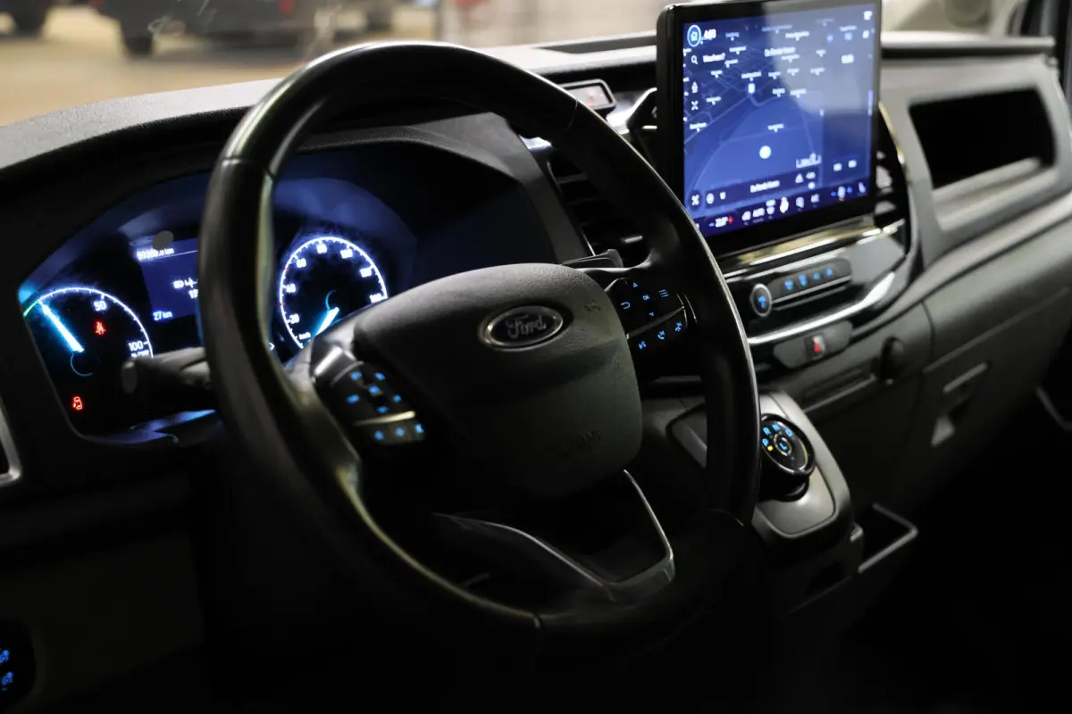 350 L4H3 Trend 68 kWh CAMERA NAVI