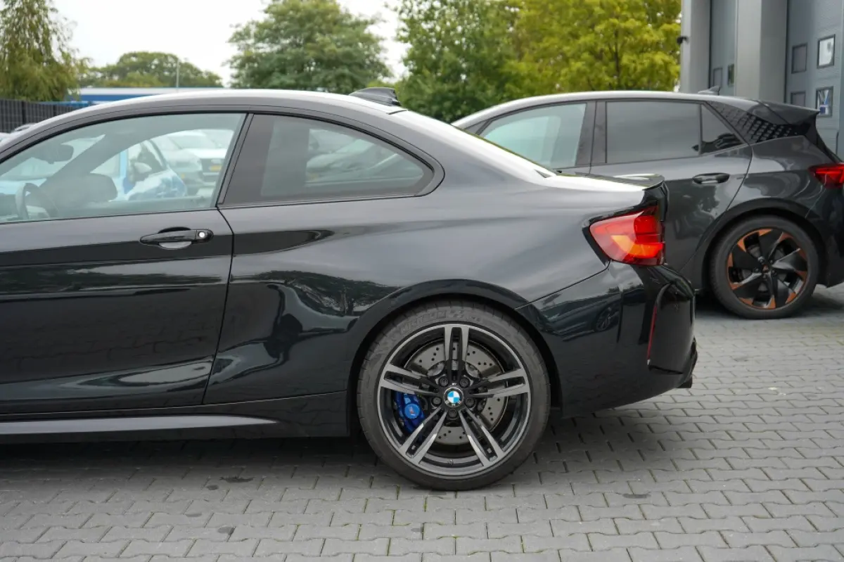 M2 DCT | Carbon | H&K | CarPlay | Memory | Camera | Adaptive LED
