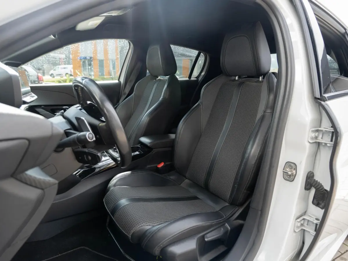 1.2 PureTech GT-Line Keyless|Cam|Carplay|VOL!
